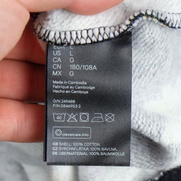 Rick and Morty crewneck colorful - Picture 7 of 7